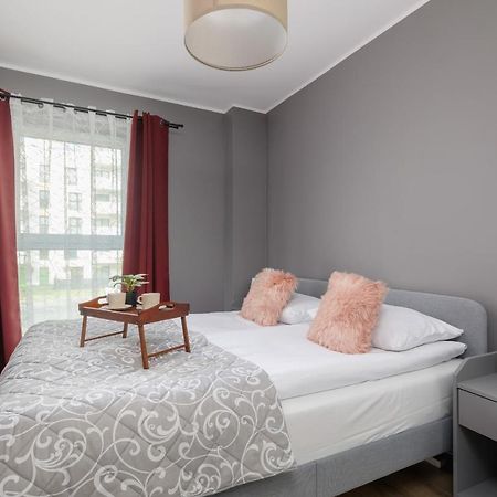 Comfy Apartment Pachonskiego With Parking In Krakow By Noclegi Renters Exterior photo