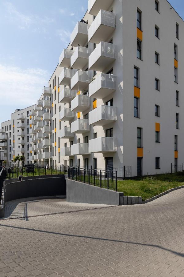 Comfy Apartment Pachonskiego With Parking In Krakow By Noclegi Renters Exterior photo